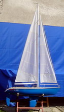 Imbarcazione da regata Mobil